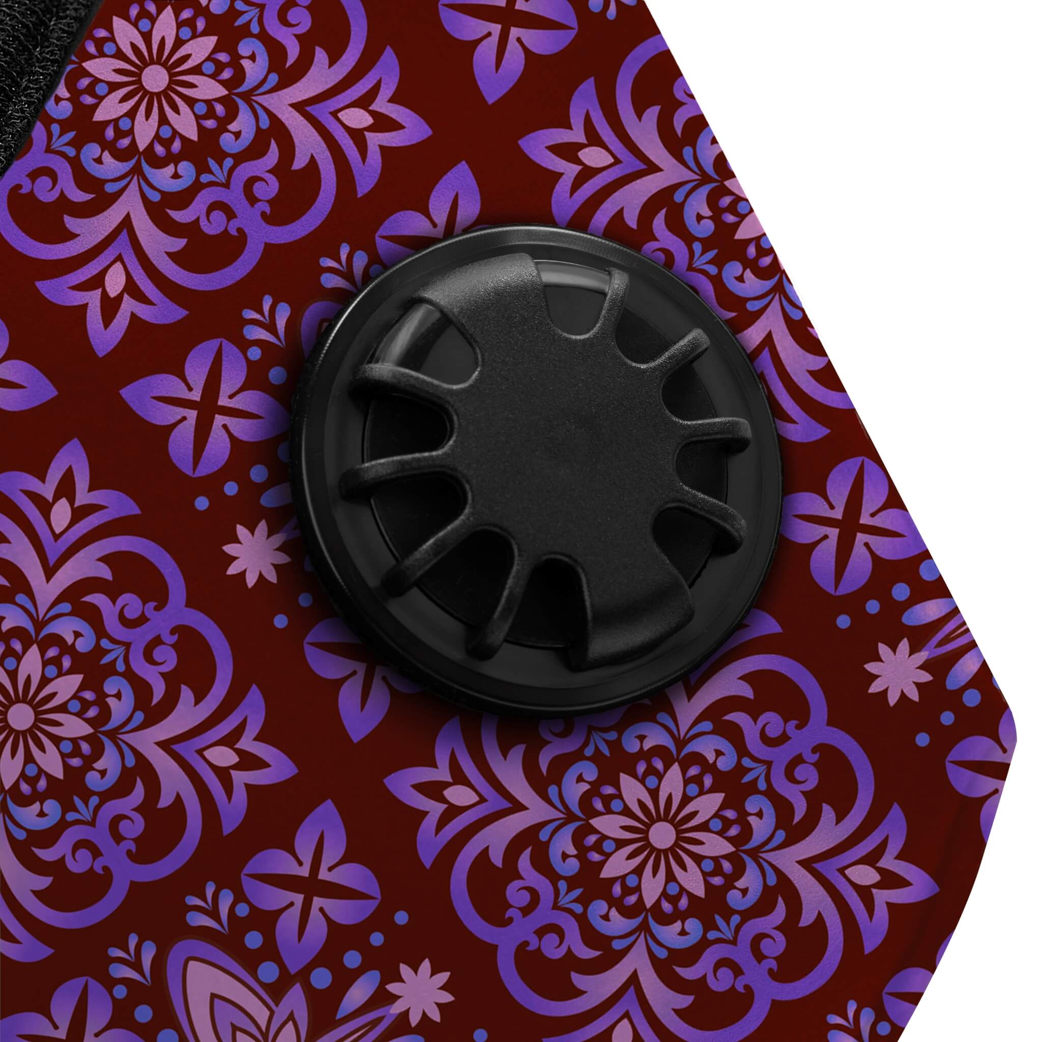 Close up image of the Valve on The Ada Pro Face Mask 