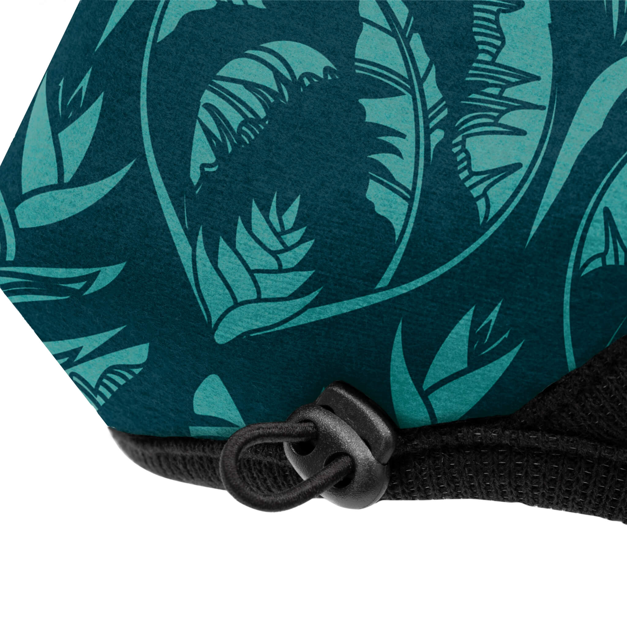 Close up image of the Toggle on The James Pro Face Mask 