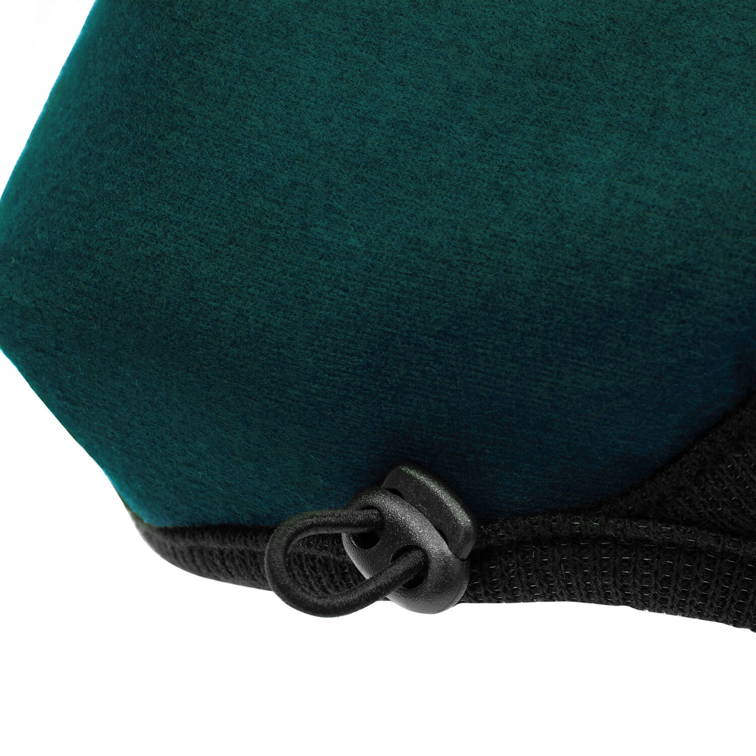 Close up image of the Toggle on The Watson Pro Face mask 